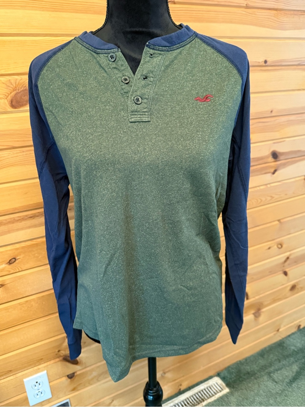 Hollister Green Heather Body with Navy Raglan Long-Sleeve Henley